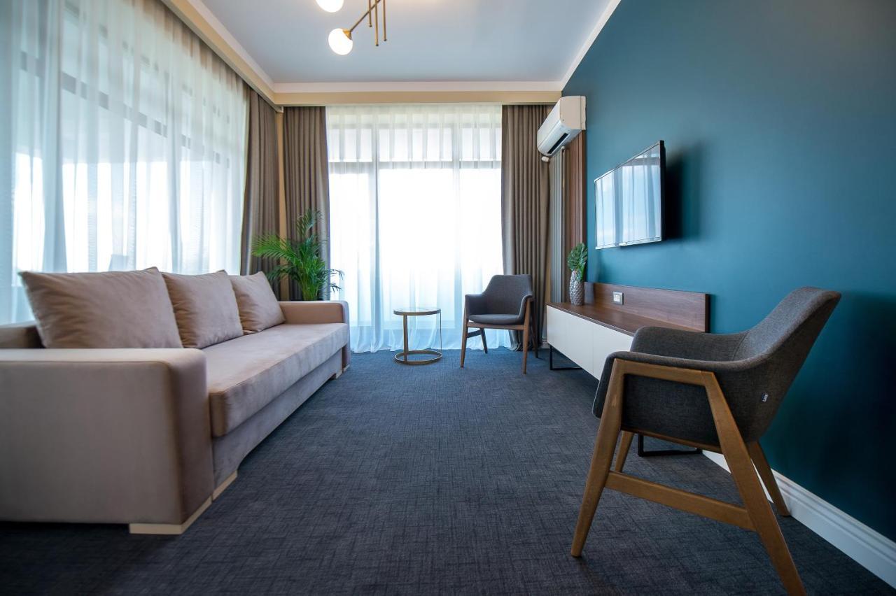 Hotel Oxford Mamaia Ngoại thất bức ảnh