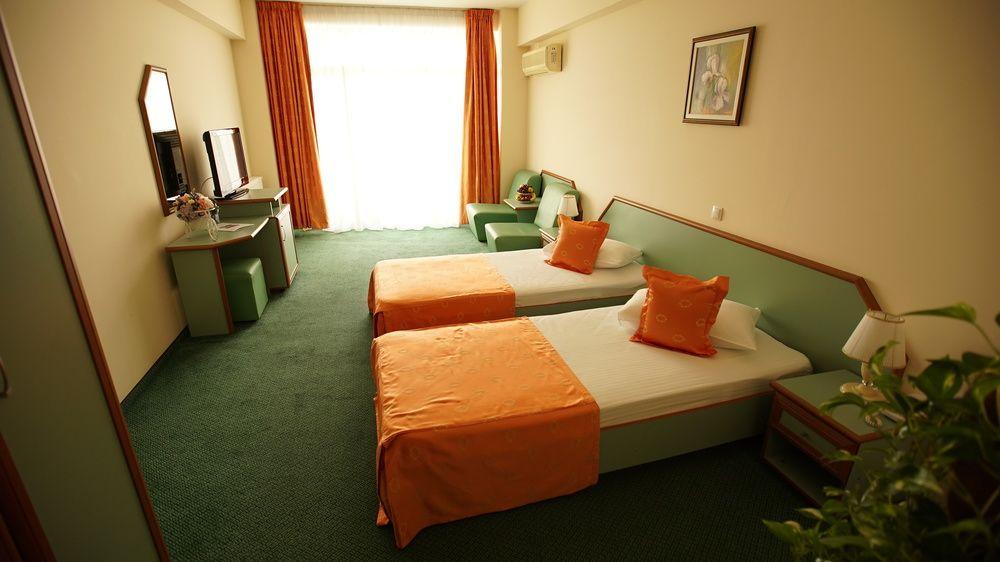 Hotel Oxford Mamaia Ngoại thất bức ảnh