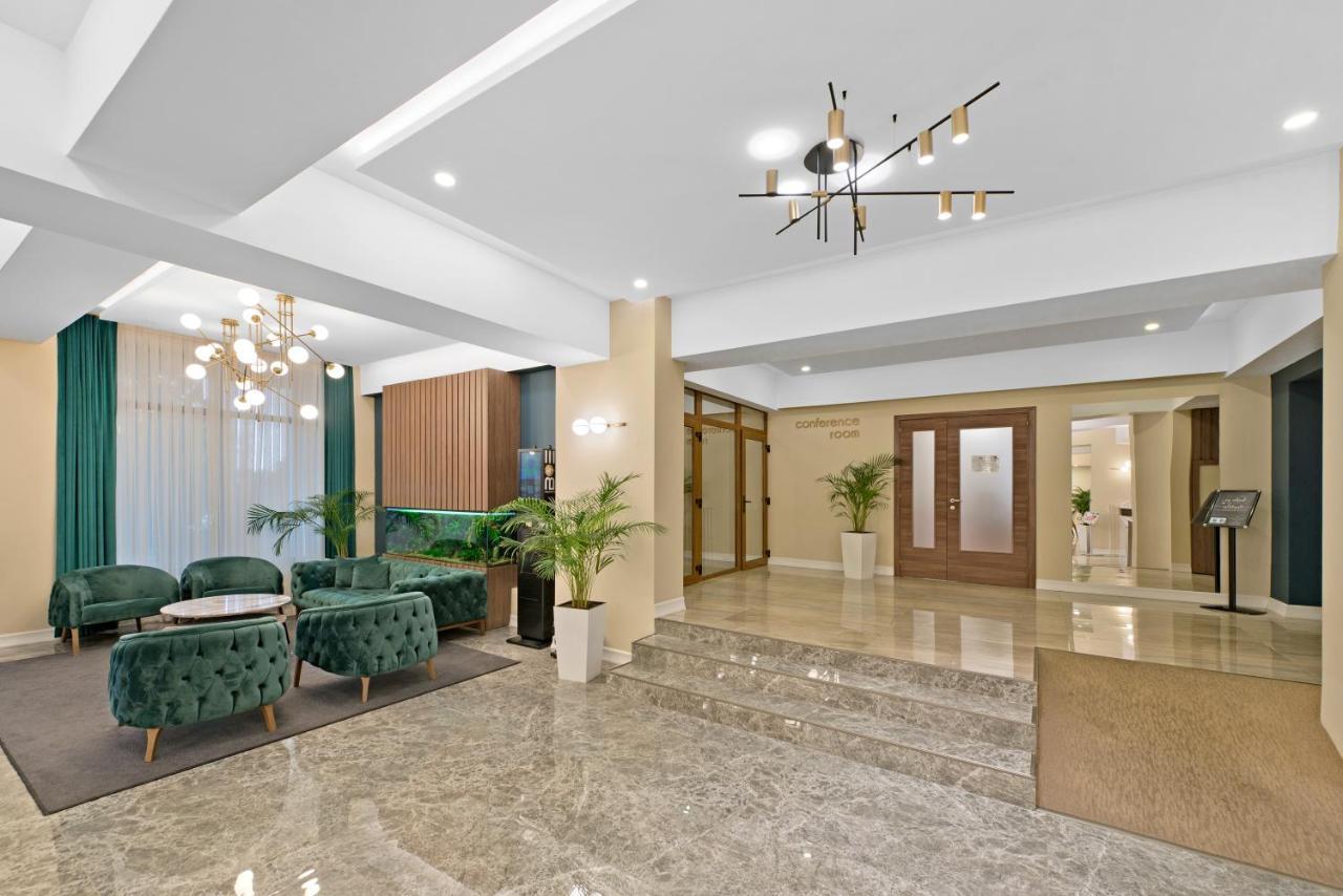 Hotel Oxford Mamaia Ngoại thất bức ảnh