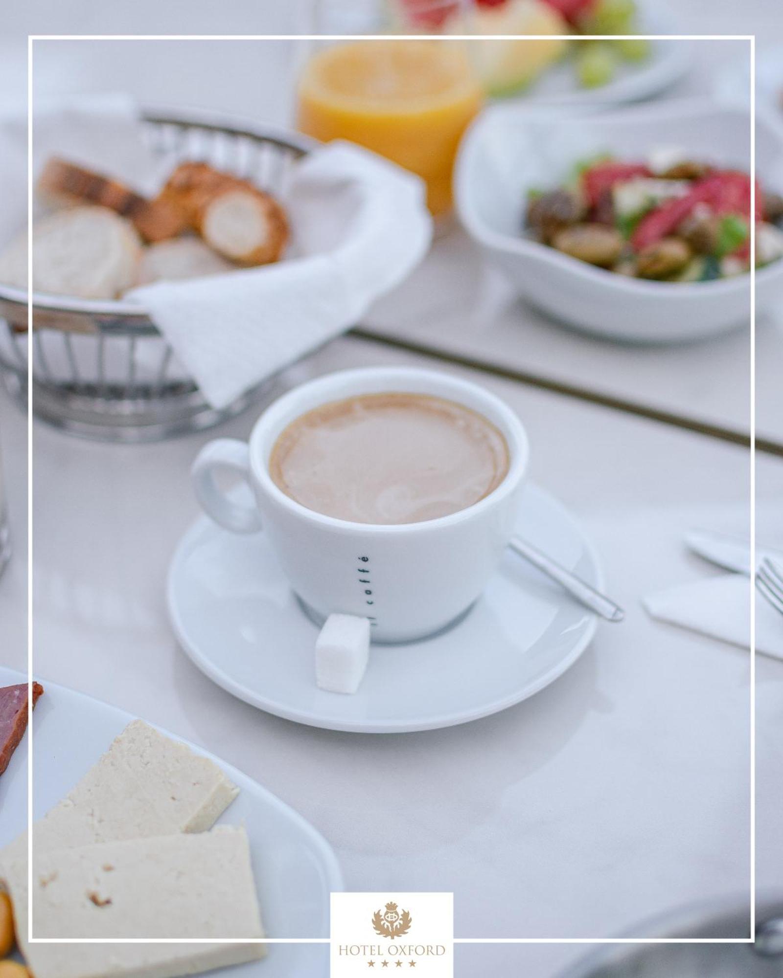 Hotel Oxford Mamaia Ngoại thất bức ảnh