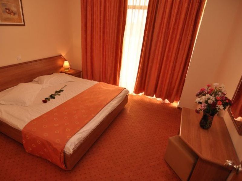 Hotel Oxford Mamaia Ngoại thất bức ảnh